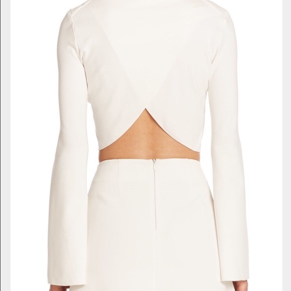 N NICHOLAS | Ivory Bell Sleeved Crop Blouse | 6 - Picture 3 of 5